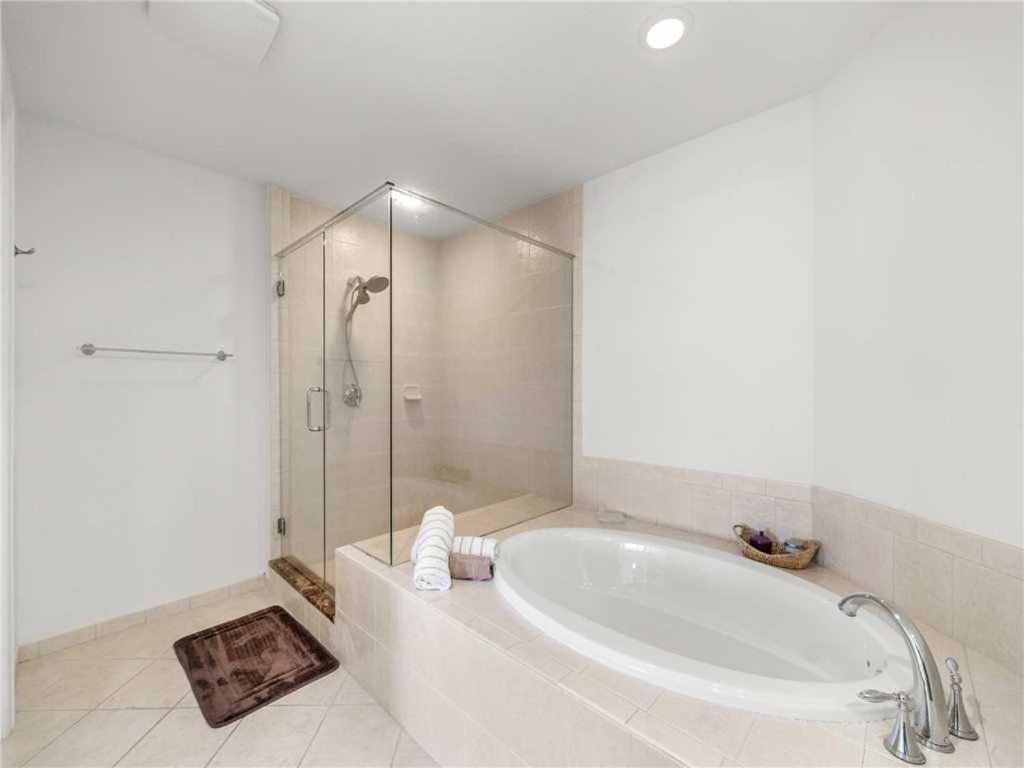 Sand Pearl 1406, 2 Bedrooms, Diamond Rated, Pool, Gym, Sleeps 6 Клиъруотър Бийч Екстериор снимка