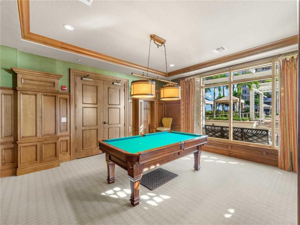 Sand Pearl 1406, 2 Bedrooms, Diamond Rated, Pool, Gym, Sleeps 6 Клиъруотър Бийч Екстериор снимка